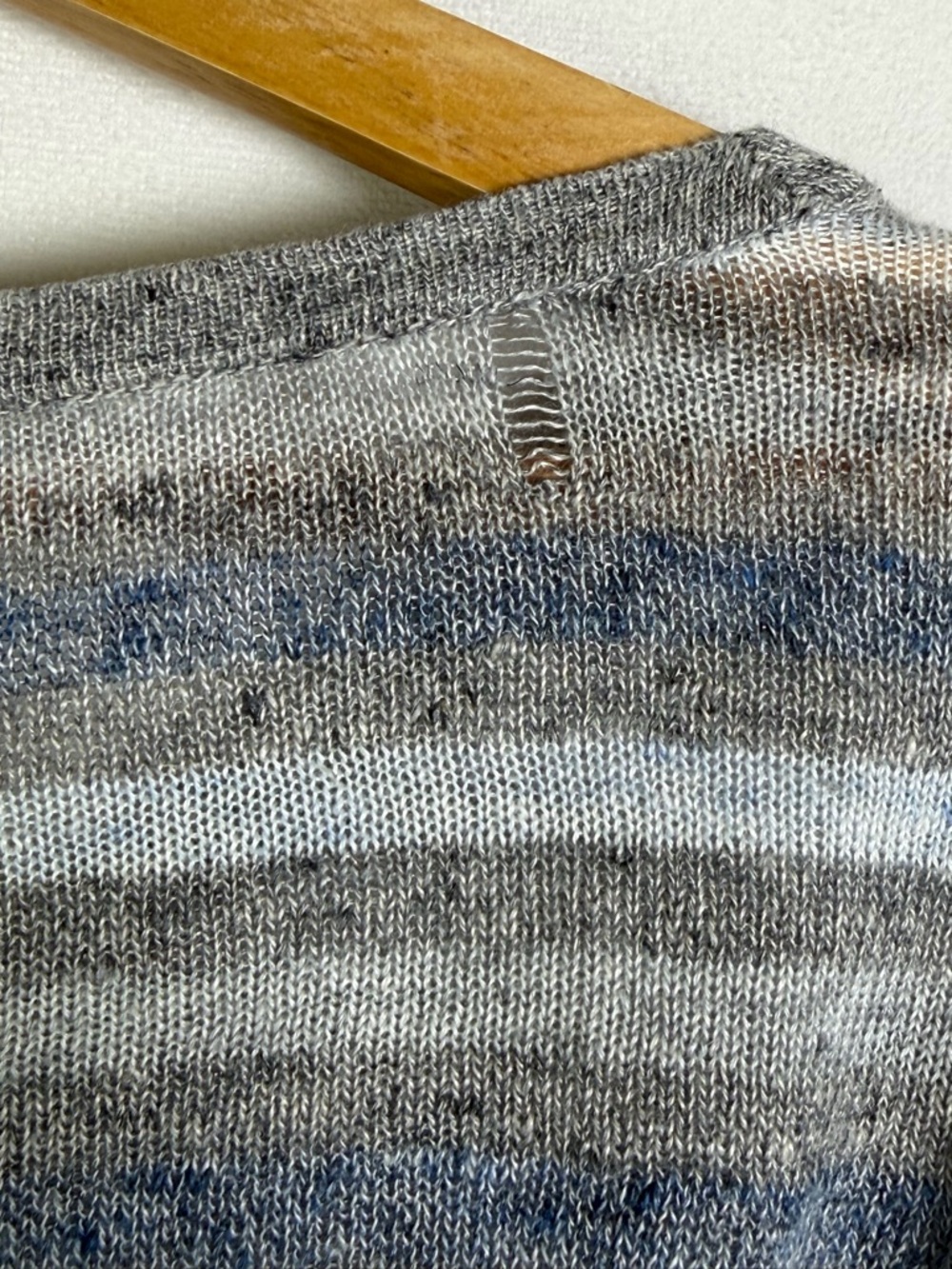 Rag & Bone Women’s Striped 100% Linen Knit Sweater Sz M Gray Blue Coastal *Flaw - Picture 7 of 9